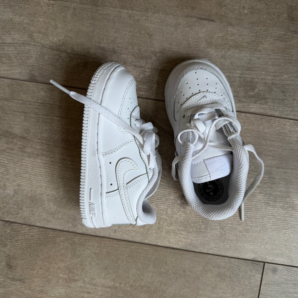 Nike Air Force 1 TD White Toddler White Low Top Size 7C Triple White - Picture 4 of 6